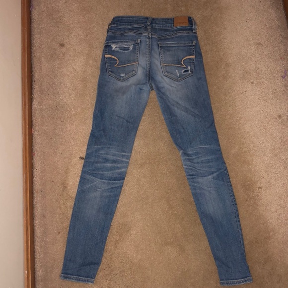 American eagle ripped jeans - Picture 2 of 2
